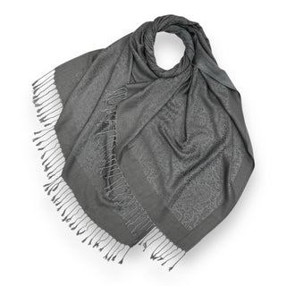 Pashmina paisley print finished with tassels
